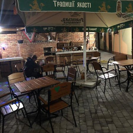 Hotel Biker'S Pub Oleksandriia Esterno foto